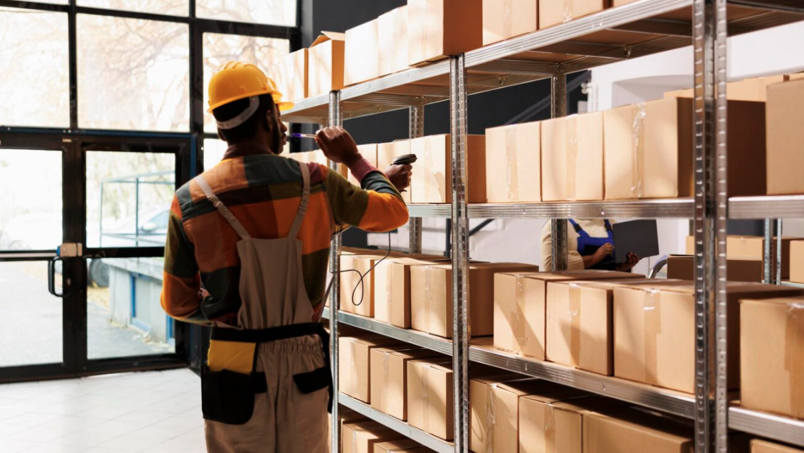 What Mistakes Should You Avoid When Working with Warehouse Services?