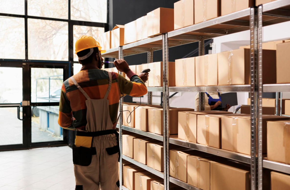 What Mistakes Should You Avoid When Working with Warehouse Services?