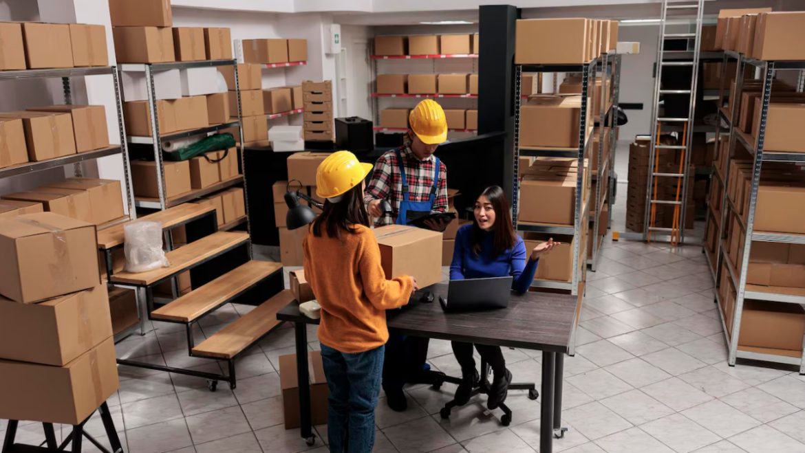 The Benefits of Using a Fulfillment Center for Seasonal Inventory