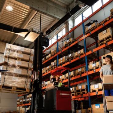 How Seasonal Warehousing Helps Businesses Manage Demand Fluctuations?